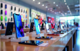 Verkaufsladen mit vielen Smartphones